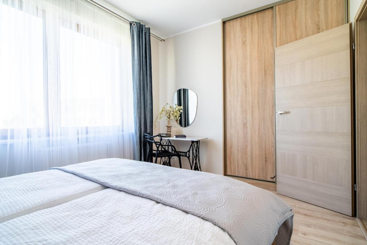 Apartamentysnu, Sloneczny Glam Ii Z Parkingiem, Centrum Apartment Radom